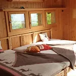 Tatil Evi & Winay Wayna Gotschna Blick
