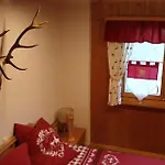 Dom wakacyjny & Winay Wayna Gotschna Blick Klosters