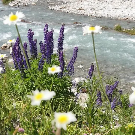 & Winay Wayna Gotschna Blick *