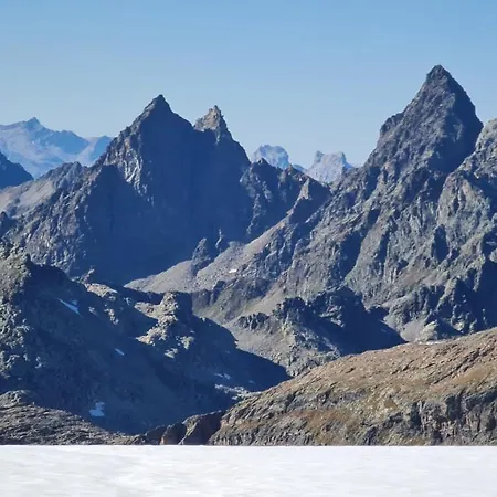 & Winay Wayna Gotschna Blick Klosters